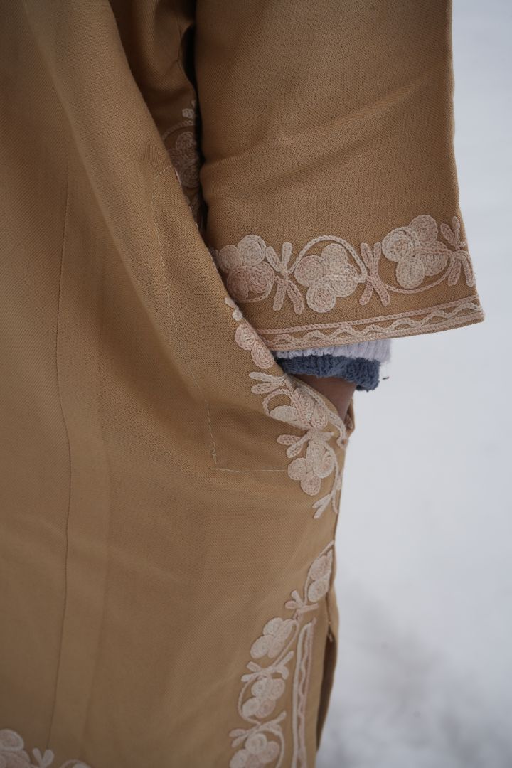 Luzito Traditional Brown Kashmiri Pheran - Golf