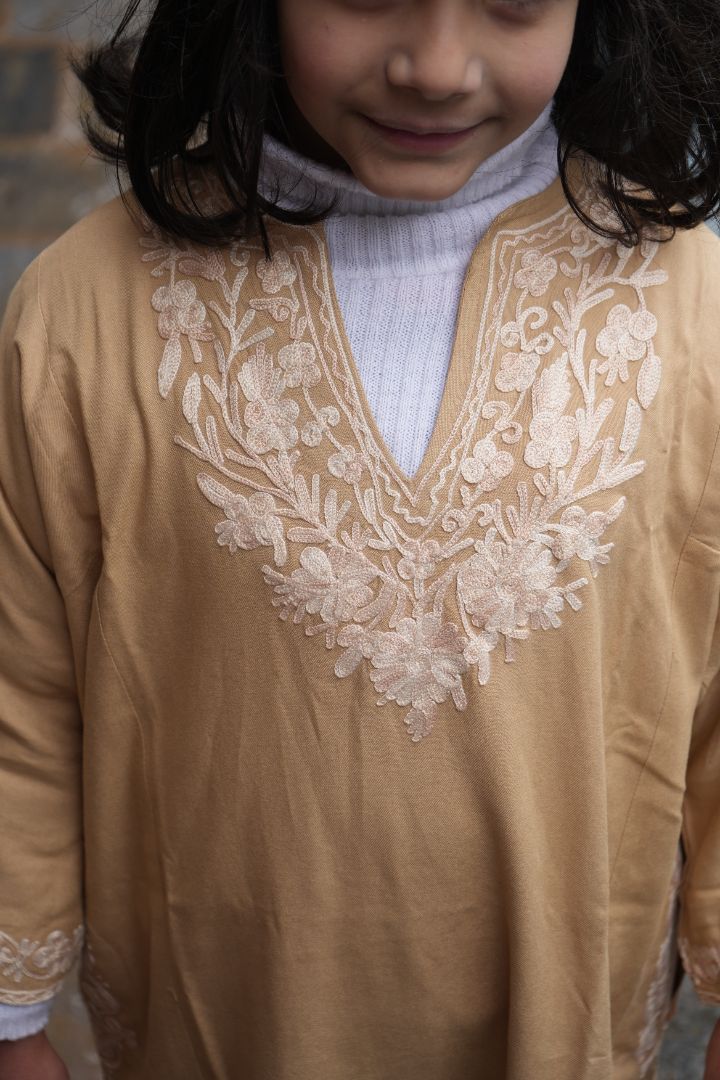 Luzito Traditional Brown Kashmiri Pheran - Golf