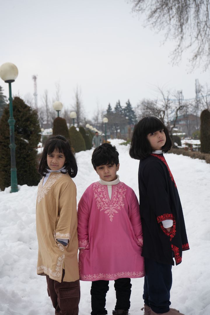 Luzito Traditional Brown Kashmiri Pheran - Golf